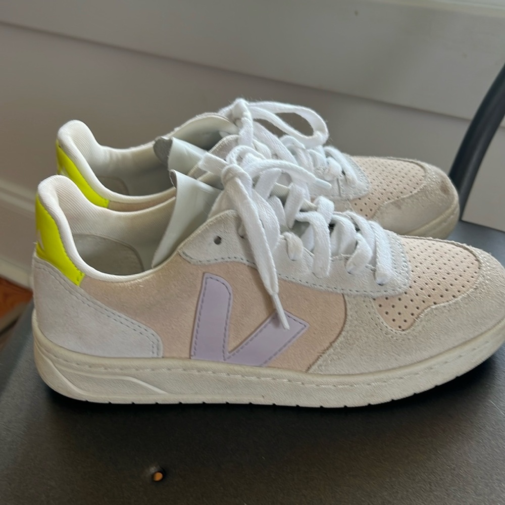 Veja V-10 sneakers Vejas Size US 5 EUR 36